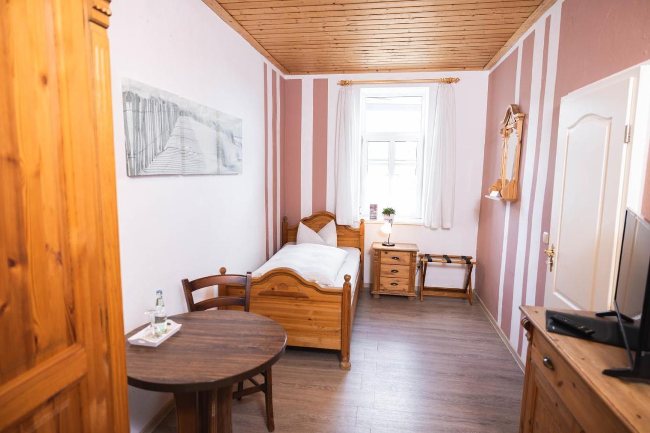 Pension Friedrichshof Bad Klosterlausnitz Ngoại thất bức ảnh